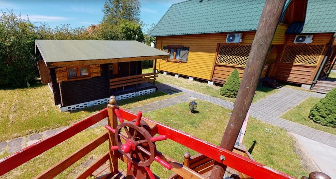 Villa O.W. Sek Karwia Exterior foto
